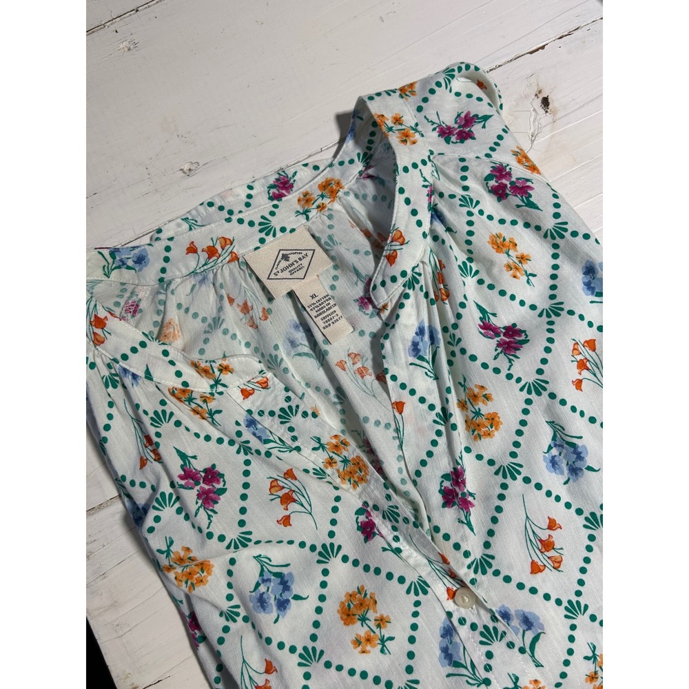 St Johns Bay Womens XL Floral Trellis Button Front Balloon Sleeve Blouse White